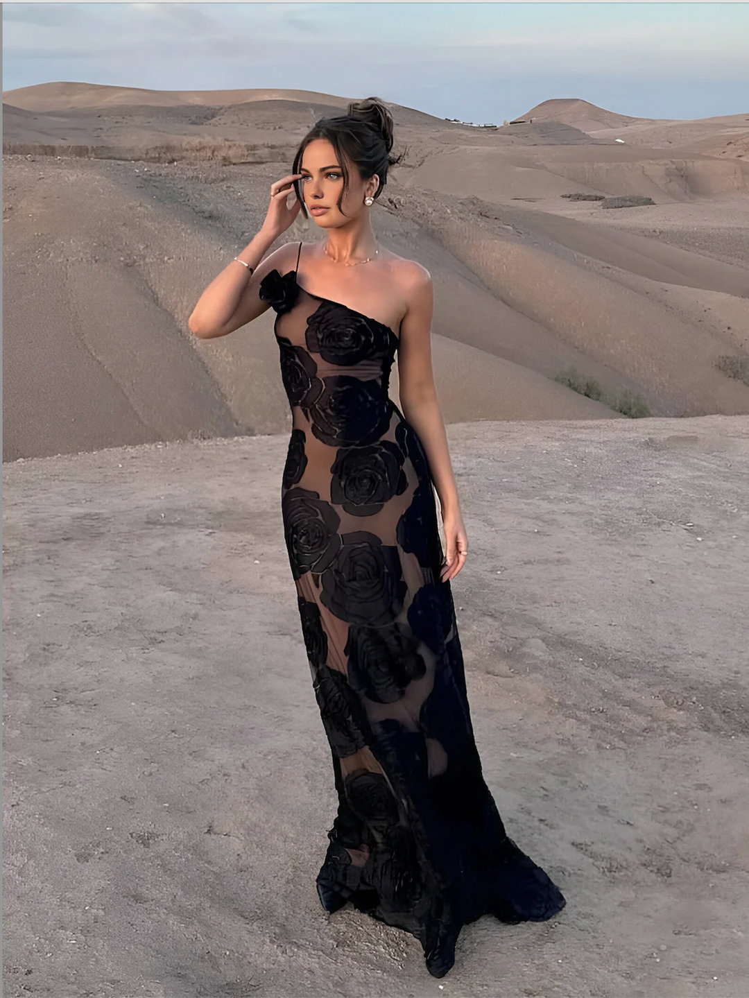 Lash - Chic Charming Dress