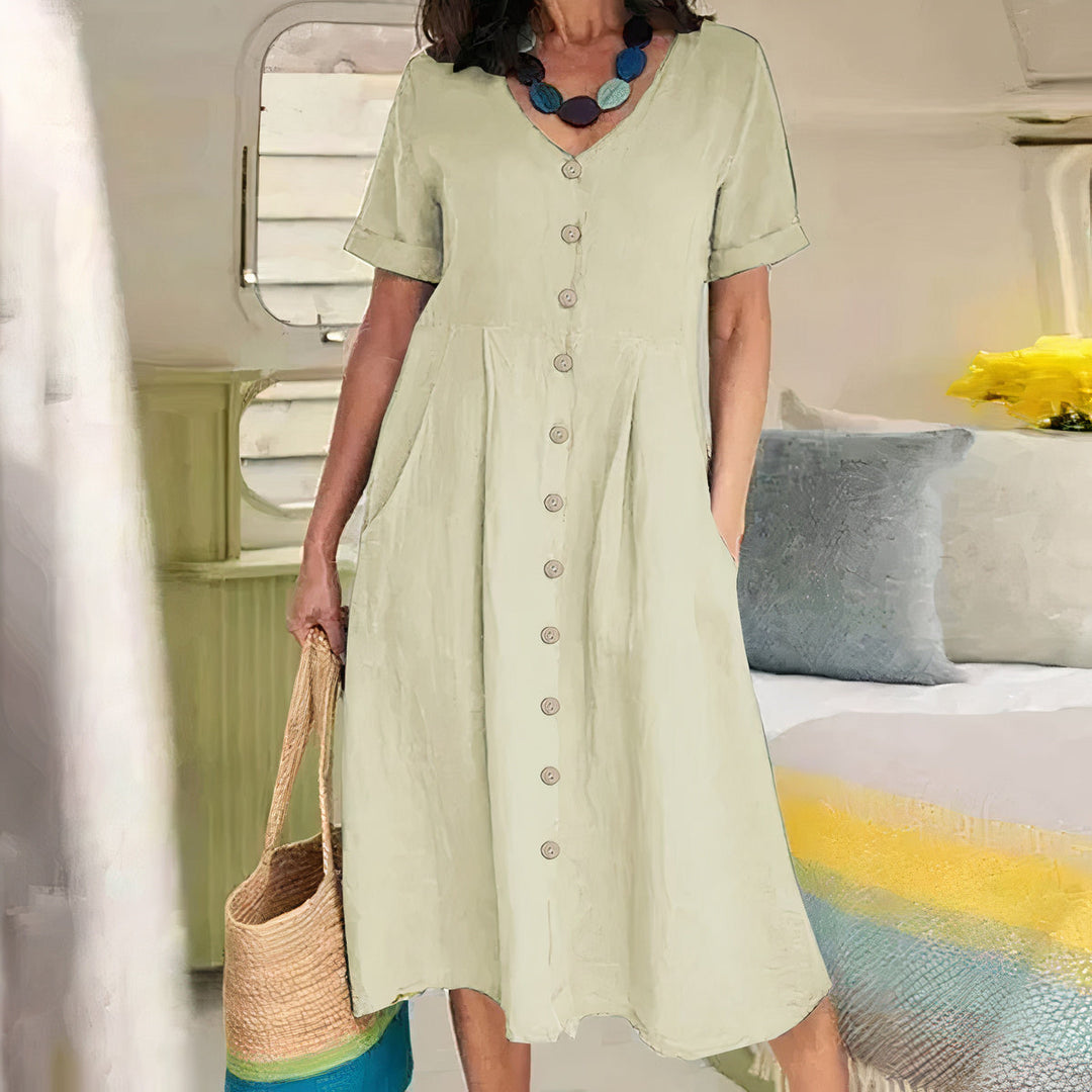 Briar - Effortless Buttoned Dress