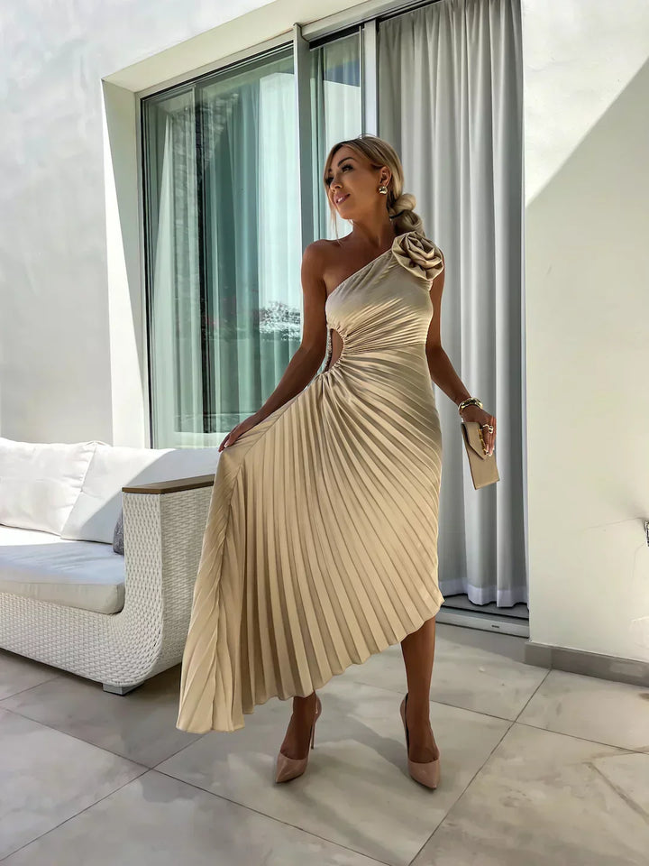 Marivelle - Pleated Glamour Dress